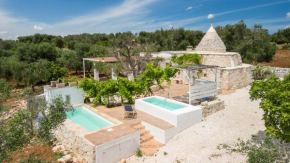 Trullo Solleone con piscine by Wonderful Italy